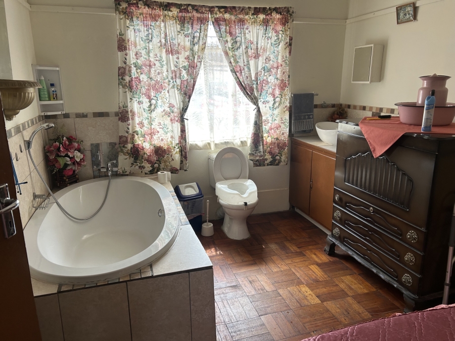 3 Bedroom Property for Sale in Vierfontein Free State